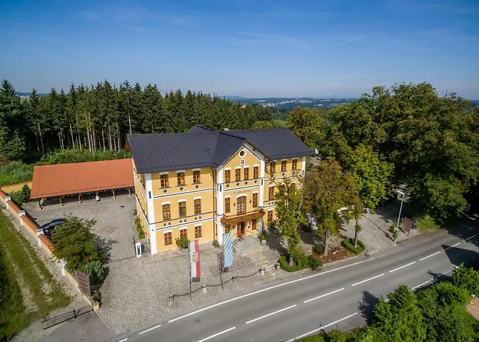 & Restaurant Waldschloss