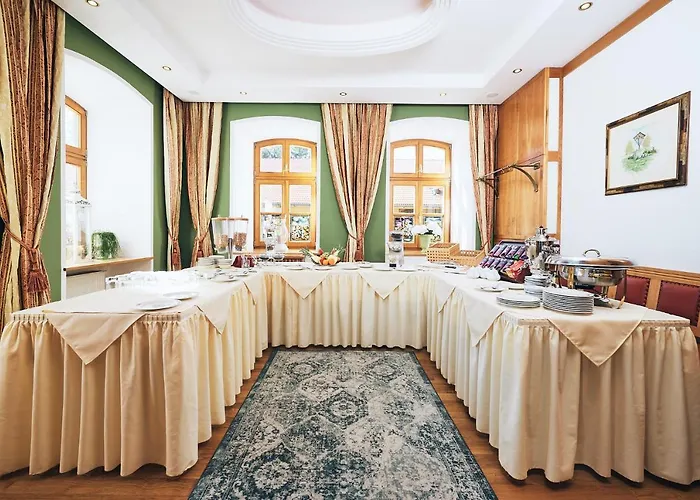 & Restaurant Waldschloss