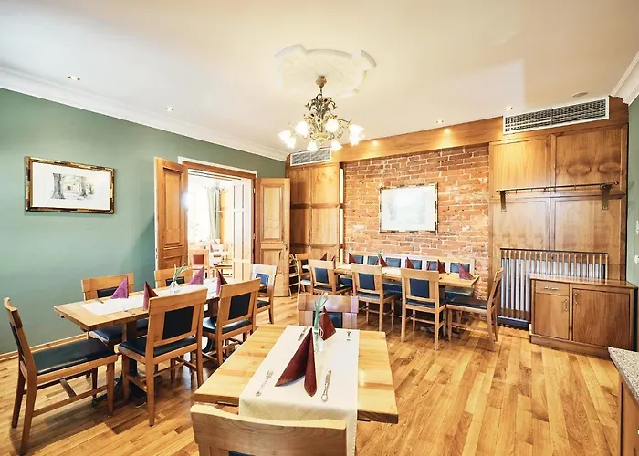 & Restaurant Waldschloss 4* Пассау