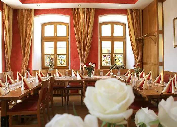& Restaurant Waldschloss 4*