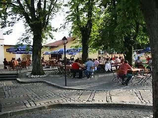 & Restaurant Waldschloss Отель