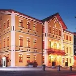 & Restaurant Waldschloss Hotel Passau