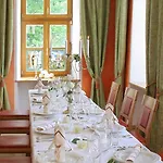 Hotel & Restaurant Waldschloss