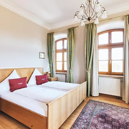 Szálloda & Restaurant Waldschloss