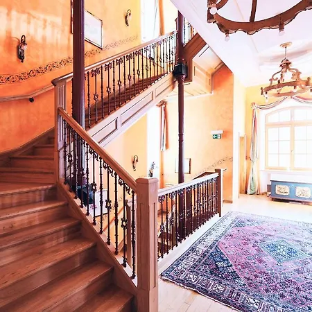 & Restaurant Waldschloss 4* Passau