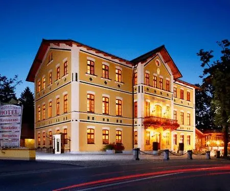 Hotel & Restaurant Waldschloss 4*