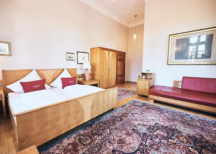 森林城堡酒店及餐厅 4*