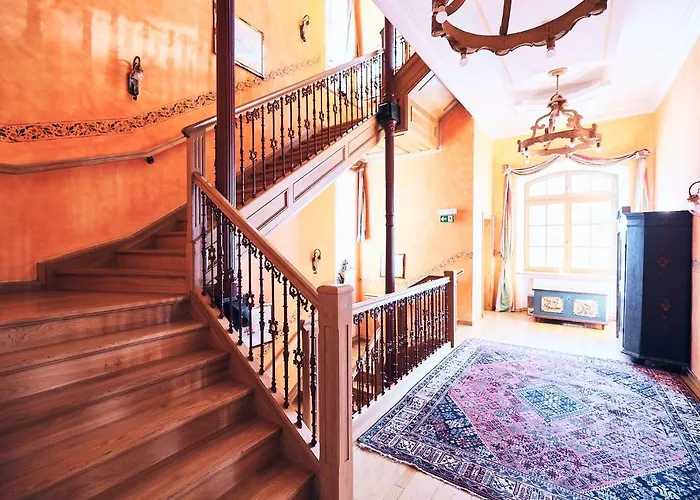 & Restaurant Waldschloss 4* Passau