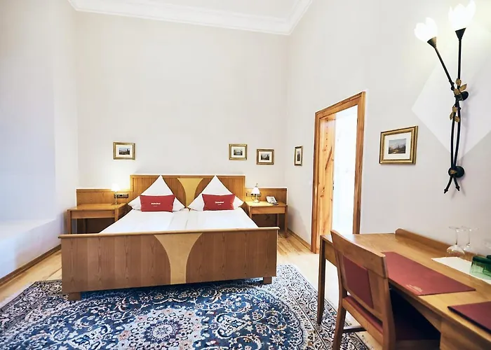 & Restaurant Waldschloss Otel Passau