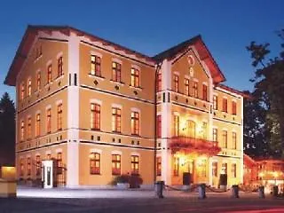 & Restaurant Waldschloss Otel Passau
