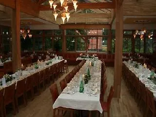 酒店 森林城堡酒店及餐厅